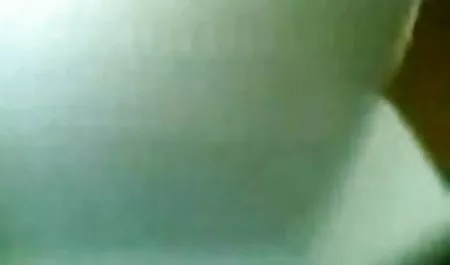 Orang Jepang Mika Tan bokepdo indonesia terbaru menyelipkan seorang pria kulit hitam dengan baut besar