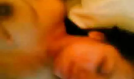 Seductress menjilat penis video bokeb indonesia terbaru pria yang sedang tidur