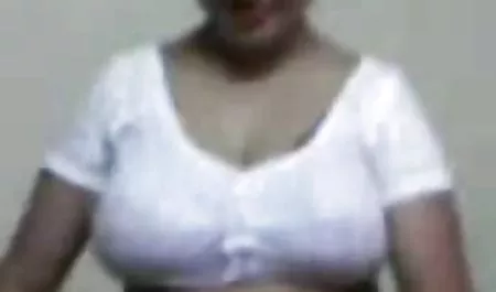 Model porno bokep indo terkini manis Ibuki suka berhubungan seks selama jam kerja