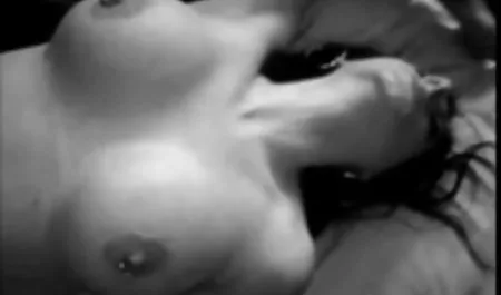 Wanita Rusia video bokeb bokeb youtube indonesia 2017 terbaru mengatur footjob selama seks anal