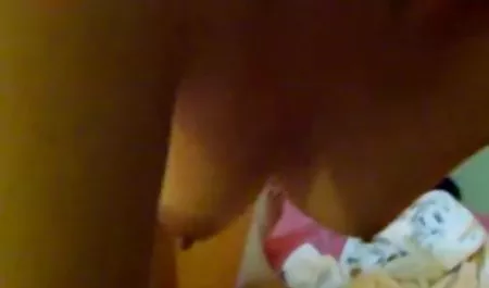 Menoleransi ukuran besar di bokep indo paling terbaru vagina