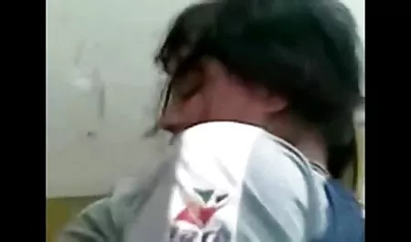 Nia Black dan seorang lelaki tua xxx bokep indo terbaru berjanggut menikmati kencing