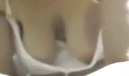 MILF menyediakan layanan pengacara dengan akhir yang bokep indo viral terbaru 2018 menyenangkan