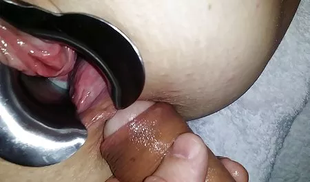 Emily Kae suka video terbaru bokep indo bermain dengan vaginanya menggunakan vibrator